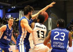 Jena Frankfurt 120419 07